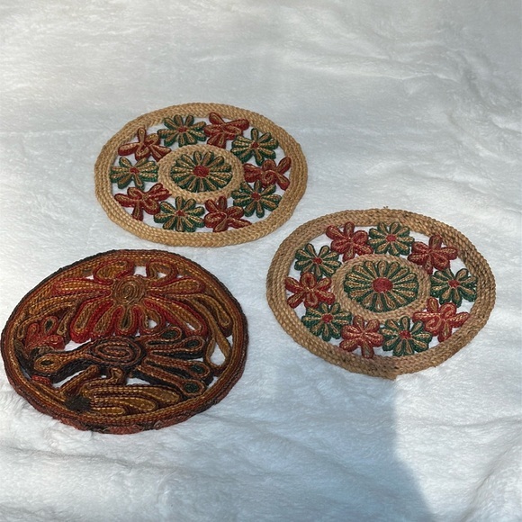 Vintage Straw Potholders Trivet Set Of 3 - Picture 1 of 15
